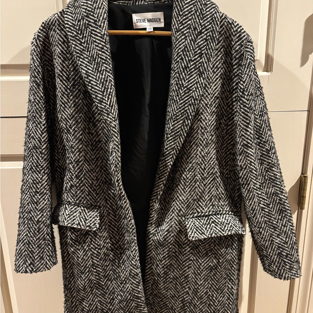 Steve Madden Herringbone Black and White oversized coat